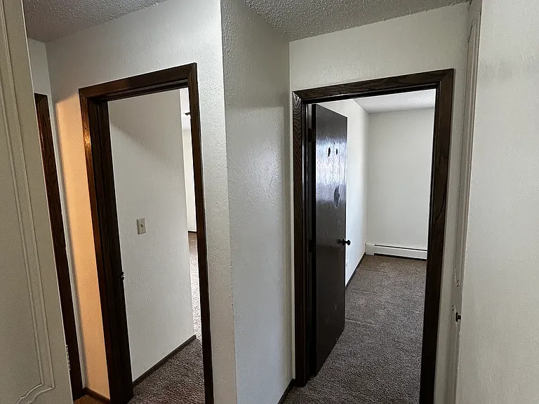 Mechanic Avenue Apartments — Photo 40