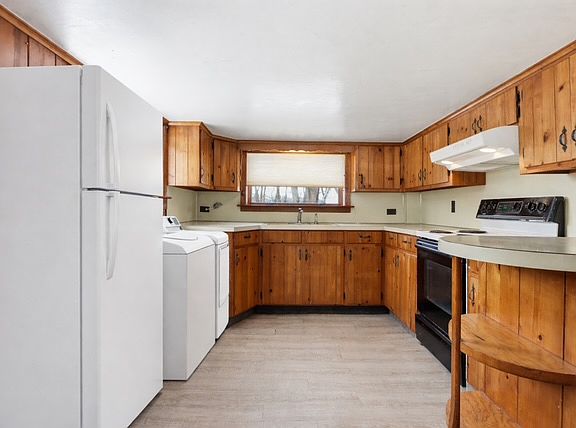 3rd image of 58 Gable Hill Rd #58