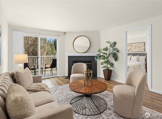 12740 NE 10th Place #E302, Bellevue, WA