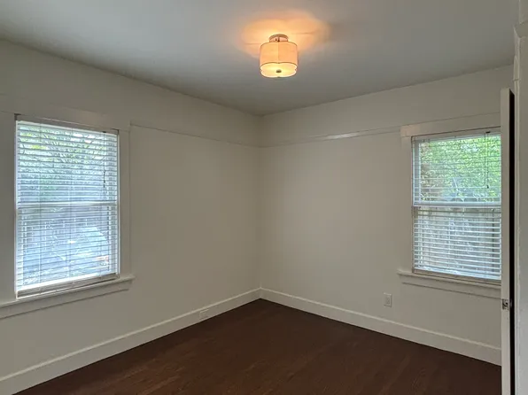 743 39th St #743, Sacramento, CA 95816