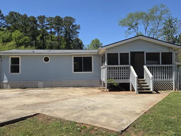 25 Fischer Rd, Sharpsburg, GA 30277