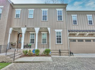 901B Gale Ln, Nashville, TN 37204