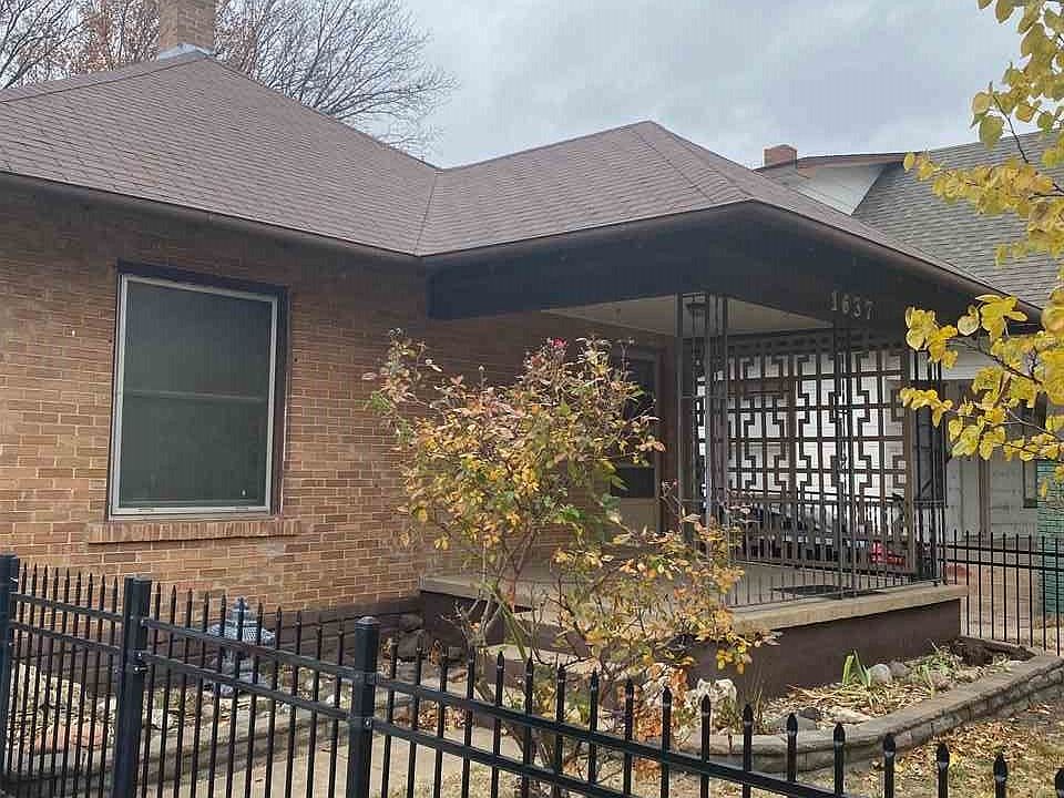 1st image of 1637 N Waco Ave