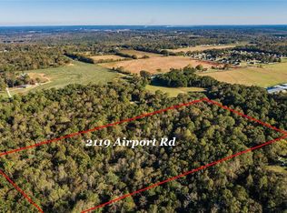 2119 Airport Rd, Deatsville, AL 36022