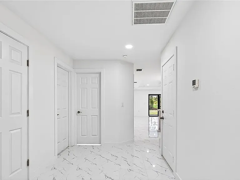 2413 Ansel Ave S — Photo 5