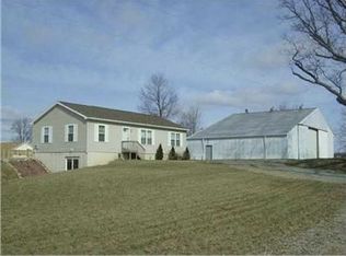 12428 Earl Rd, Stockbridge, MI 49285