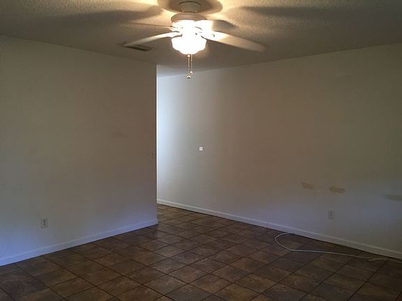 4th image of 4628 Whimbrel Ln #B