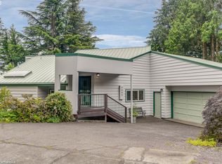 1040 SW Westwood Ct, Portland, OR 97239