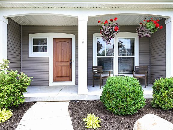 5th image of 3555 Westhampton Ct NE
