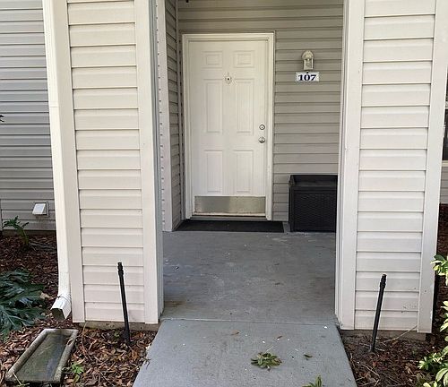 3rd image of 2597 Grassy Point Dr Unit 107