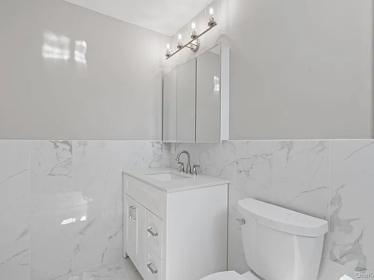 7600 Main Rd #1B — Photo 10