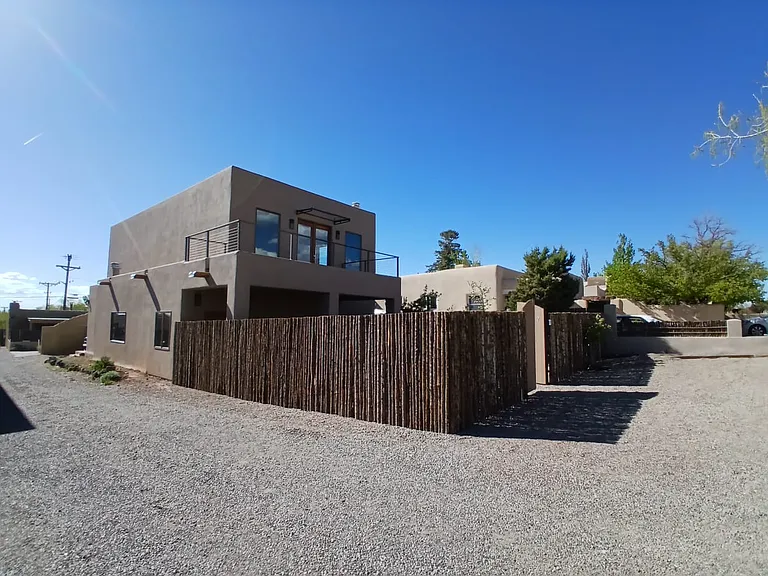 1022 Don Diego Ave #D — Photo 3