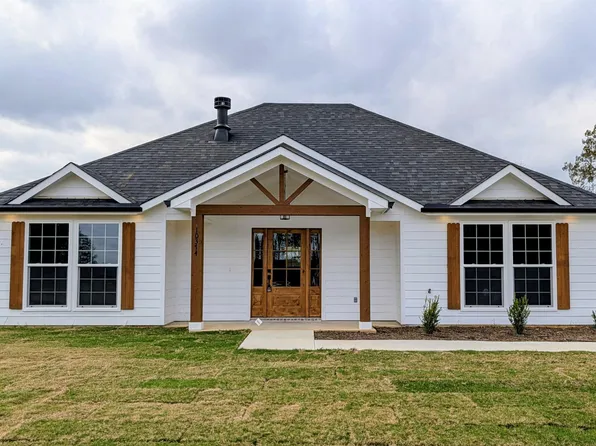 10374 County Road 338, Lindale, TX 75771