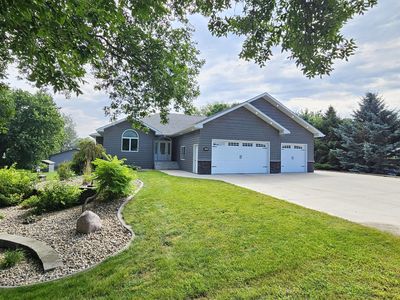 1111 N Smith St, Clark, SD, 57225