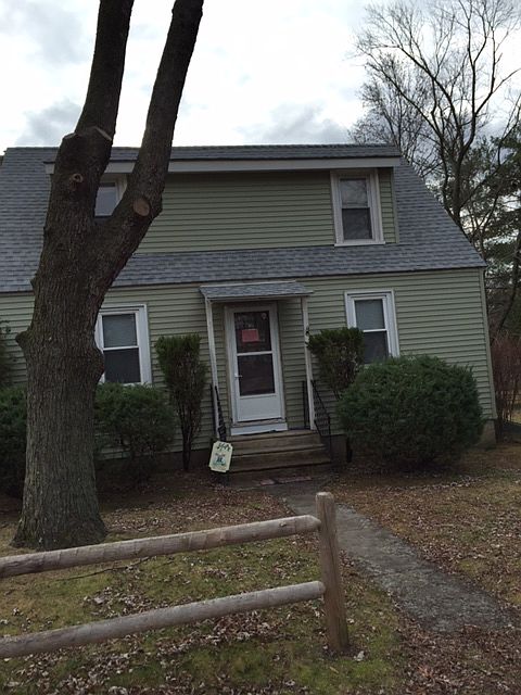 Front entrance to 2 bedroom 