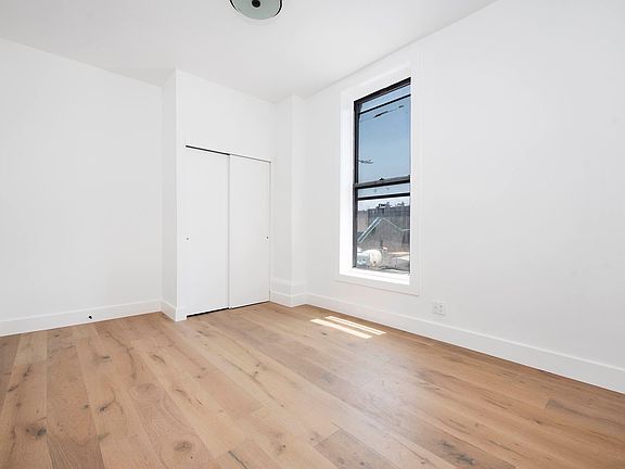 3rd image of 1223 Bedford Ave #2