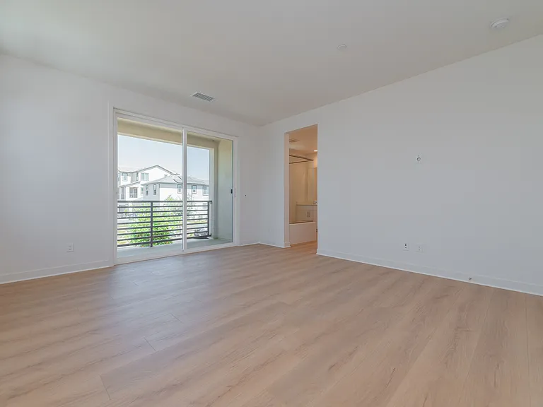 135 Restore — Photo 18