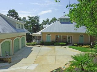 3621 Cameron Cir, Gainesville, GA 30506