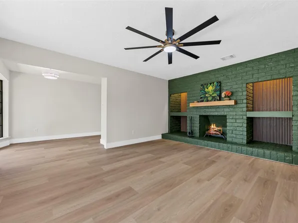 16910 David Glen Dr, Friendswood, TX 77546