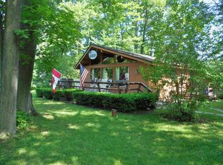 7322 Woodland Rd, Lexington, MI 48450