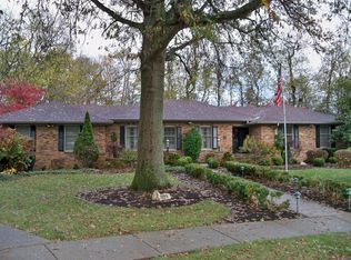 1592 Wellesley Dr, Lexington, KY 40513