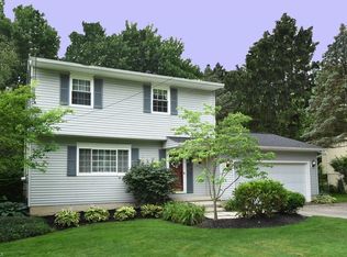 34915 Chestnut Ridge Rd, North Ridgeville, OH 44039