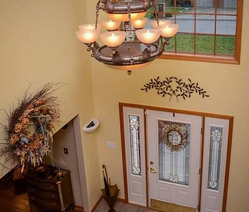 5th image of 2400 Lindale Ct