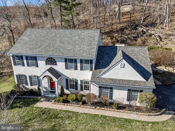 28 Stable Ln, Media, PA 19063