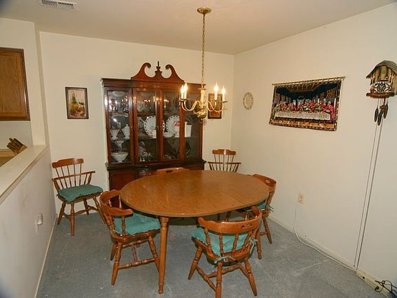 Dining Room off Kit & LR