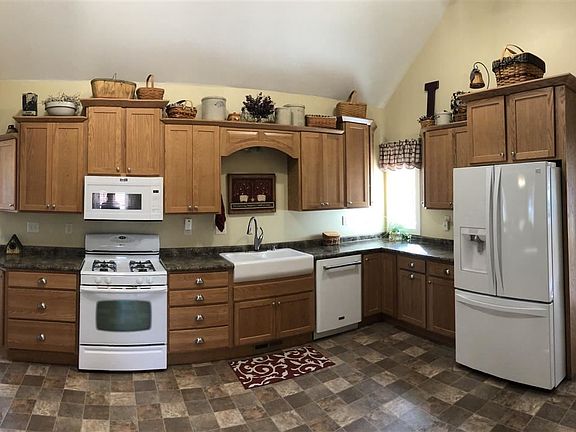 4th image of 100 E McAllister St