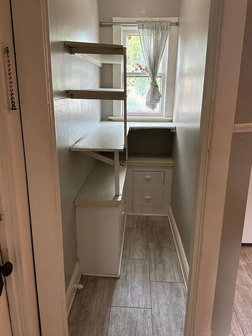 1729 N Warren Ave — Photo 3