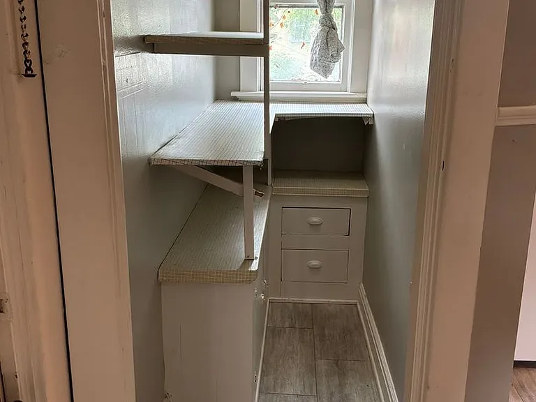 1729 N Warren Ave — Photo 16