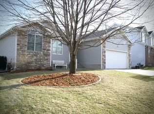 7955 Dawson Creek Dr, Lincoln, NE 68505