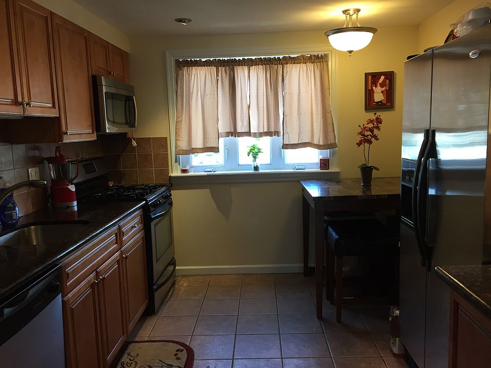 1st image of 2023 S Hollywood St