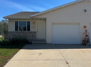 707-709 Columbus St, Manitowoc, WI 54220