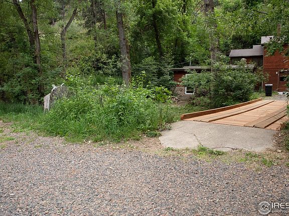 3rd image of 421 Fourmile Canyon Dr