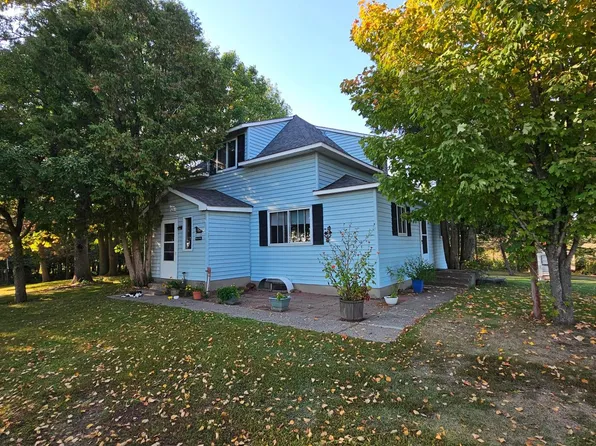 2672 465th St, Isle, MN 56342