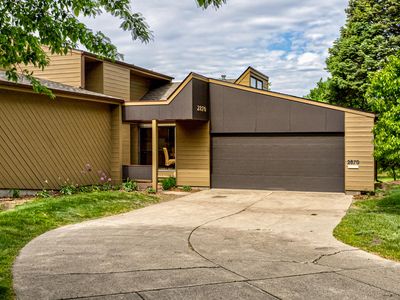 2870 Torrey Pines Rd, Ames, IA, 50010