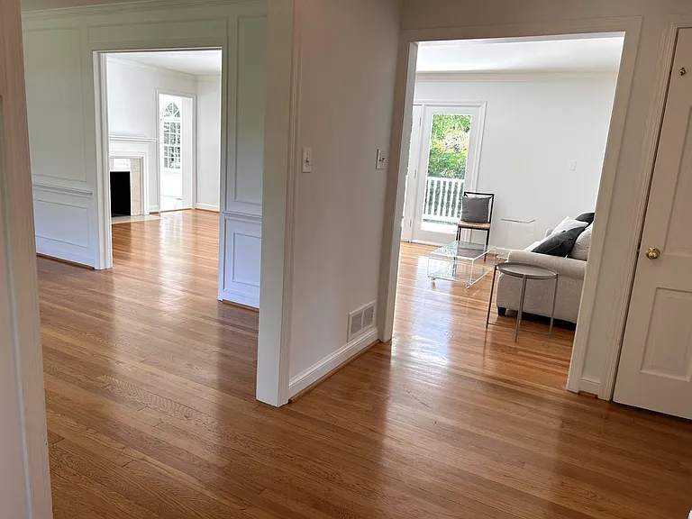 5100 Upton St NW — Photo 7
