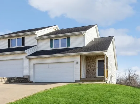 1349 Ozark Rdg, Coralville, IA 52241