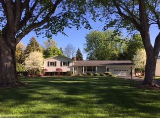 235 Square Dr, Madison, OH 44057