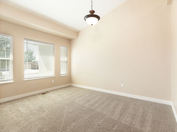3rd image of 1073 S 4425 W