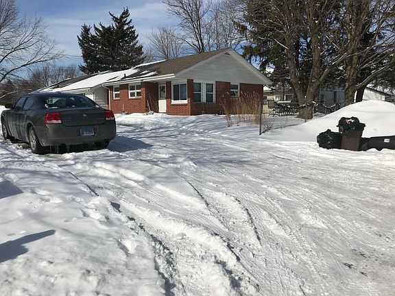 2nd image of 2833 19th St