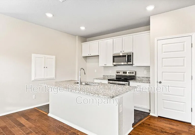 1053 Fisher Way — Photo 11