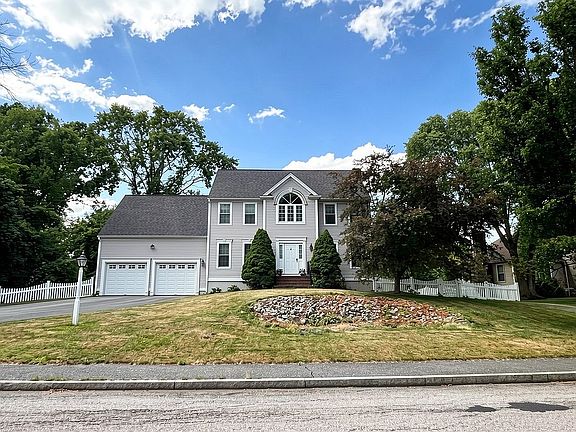2nd image of 22 Orchard Ln