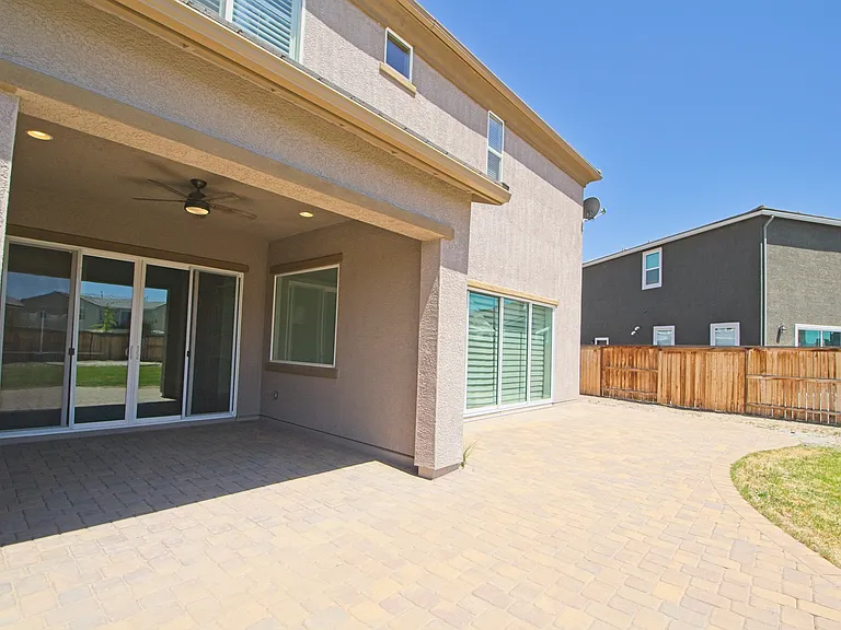 3030 Bonfire Ln — Photo 36