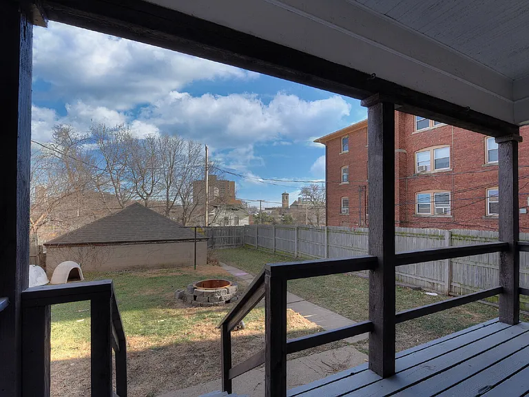 539 Park Ave #1 — Photo 21
