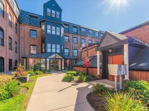 21 Linden St APT 118, Quincy, MA 02170