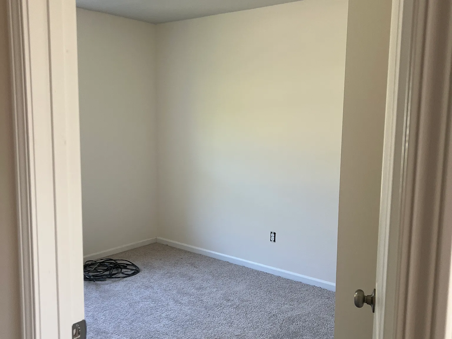 3 bed, 2.5 bath, 1400 sqft, $1,850 — Photo 4