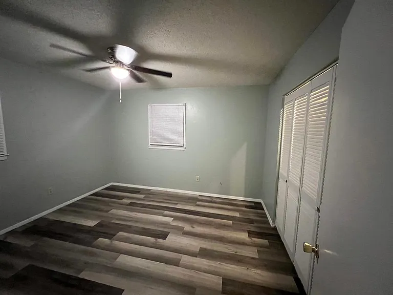 211 Utah Ave — Photo 11